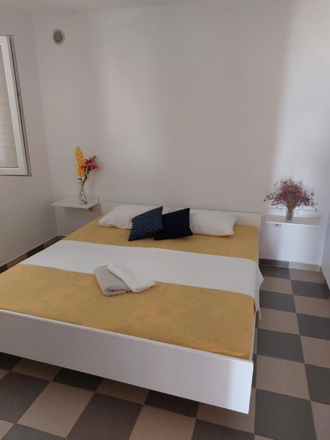 Apartments Markulincic Новаля Екстериор снимка