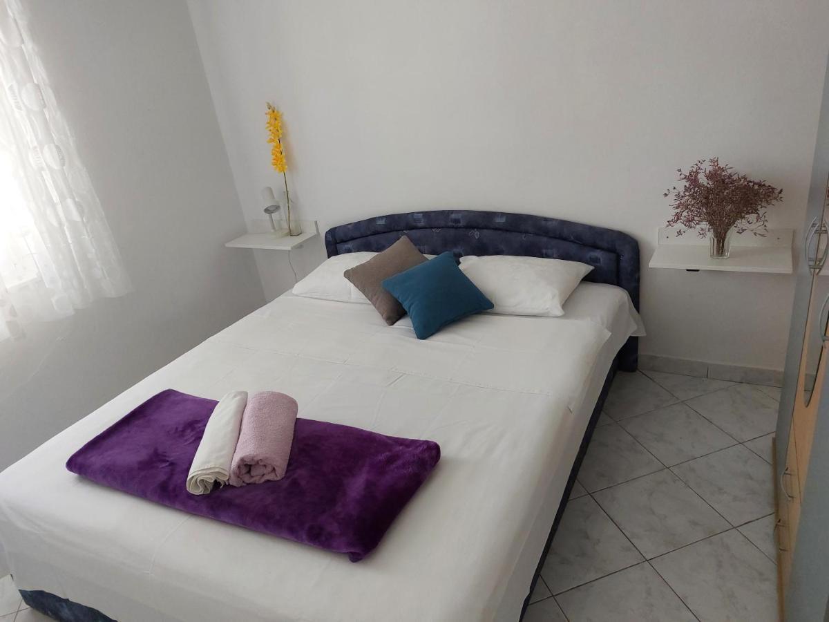 Apartments Markulincic Новаля Екстериор снимка