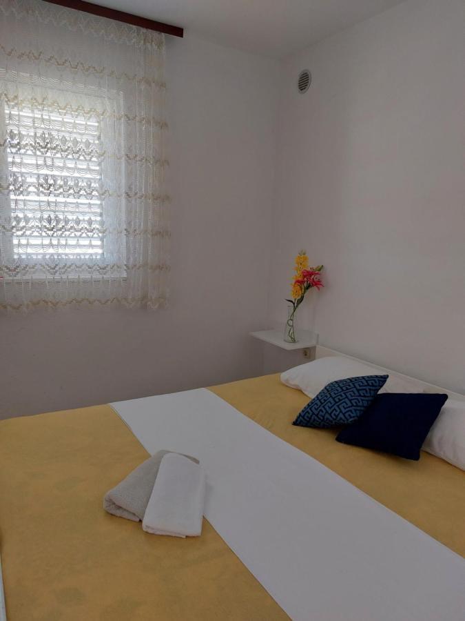 Apartments Markulincic Новаля Екстериор снимка