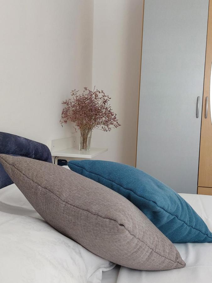Apartments Markulincic Новаля Екстериор снимка