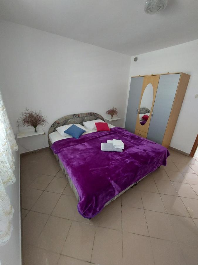 Apartments Markulincic Новаля Екстериор снимка