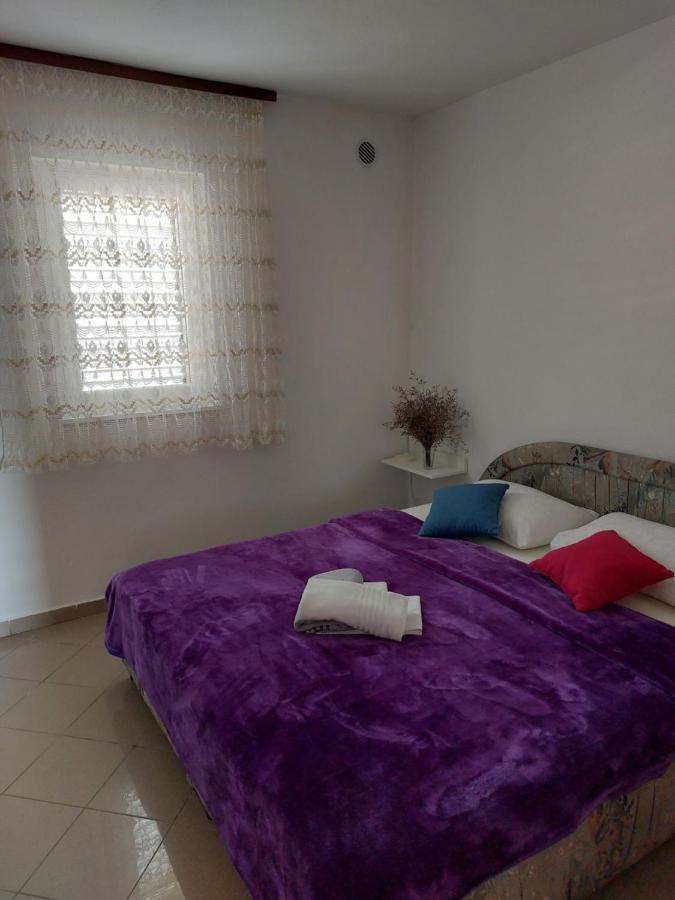 Apartments Markulincic Новаля Екстериор снимка
