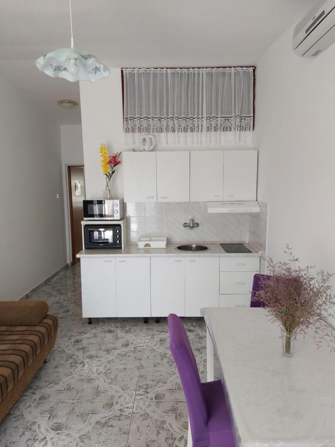 Apartments Markulincic Новаля Екстериор снимка