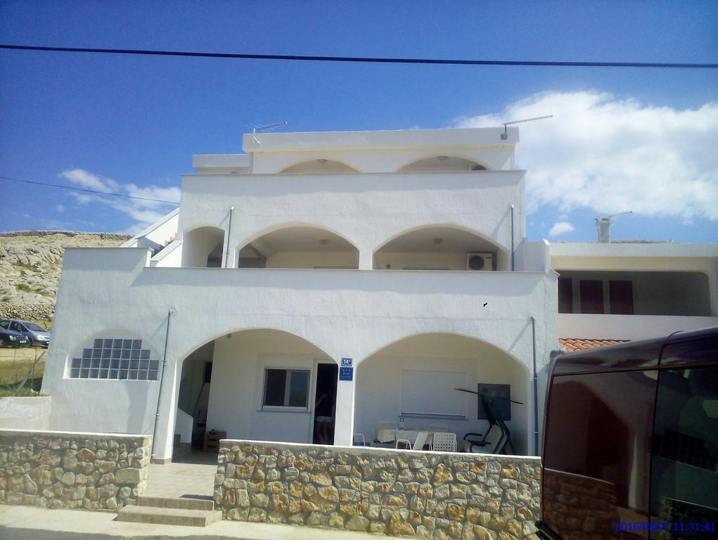 Apartments Markulincic Новаля Екстериор снимка
